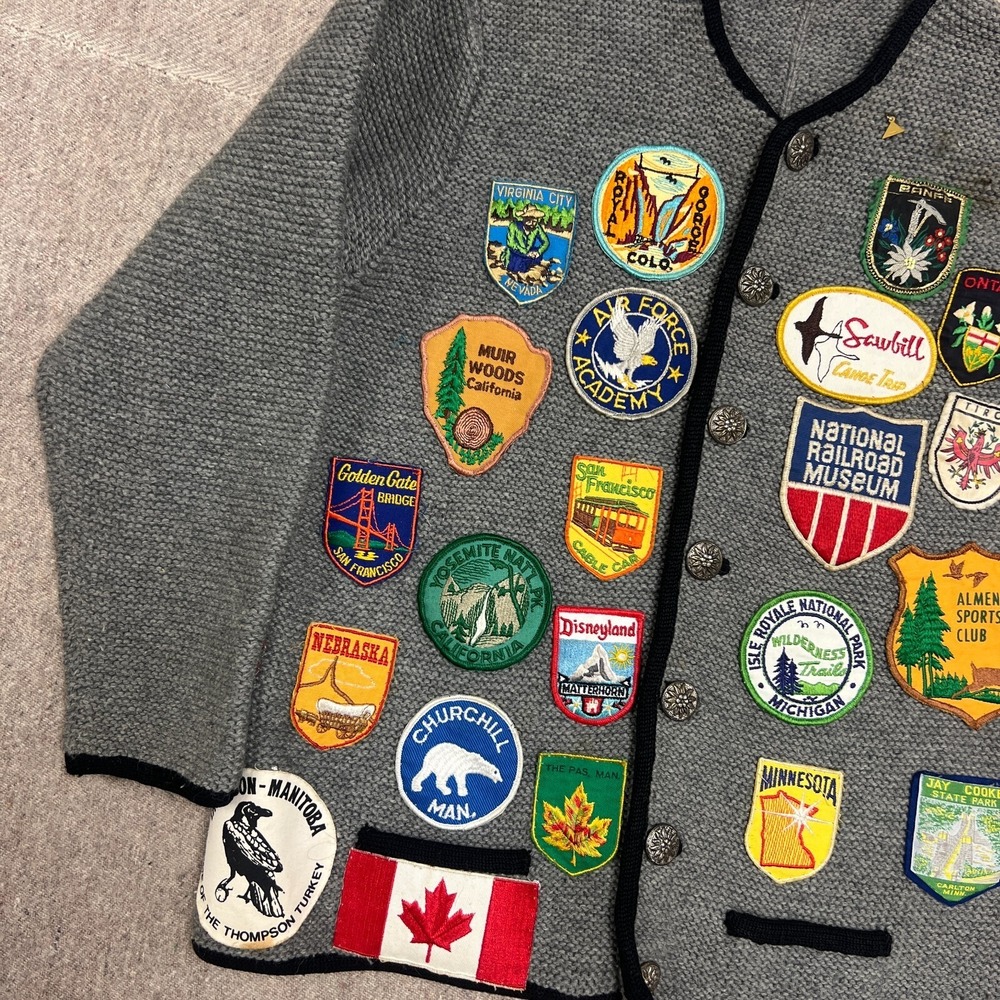 Vintage Patched Wool Sweater Mens Small Gray 1960s Cardigan Tourist Travel - Picture 5 of 11